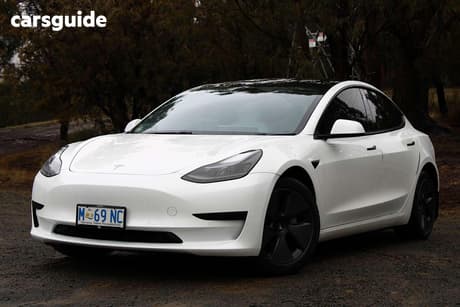White 2022 Tesla Model 3 Sedan Rear-Wheel Drive