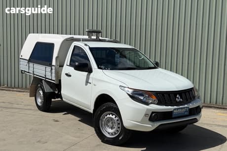 2017 Mitsubishi Triton GLX