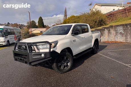 2022 Toyota Hilux Sr (4X4)