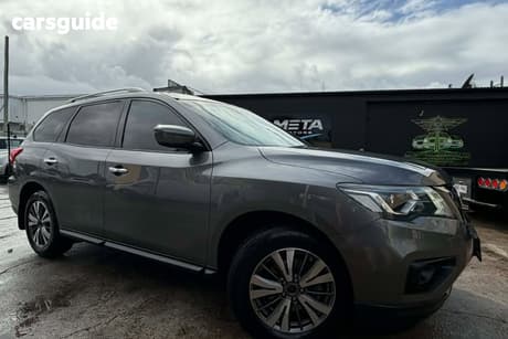 Grey 2017 Nissan Pathfinder Wagon St (4X2)
