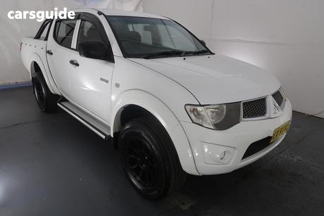 White 2012 Mitsubishi Triton Double Cab Utility Gl-R (4X4)