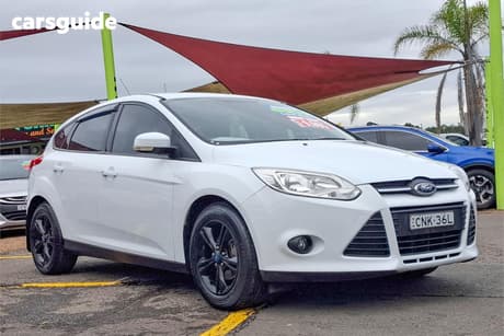 White 2013 Ford Focus Hatchback Trend