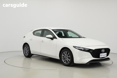 White 2021 Mazda 3 Hatchback G20 Pure