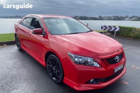 Red 2017 Toyota Aurion Sedan Sportivo