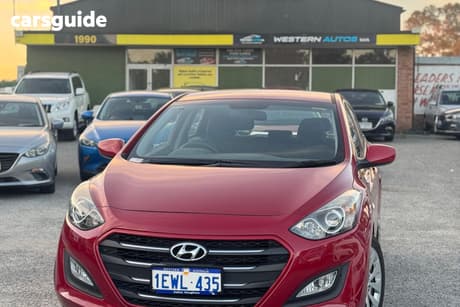 Red 2016 Hyundai I30 Hatchback Active