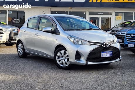 Silver 2015 Toyota Yaris Hatchback Ascent