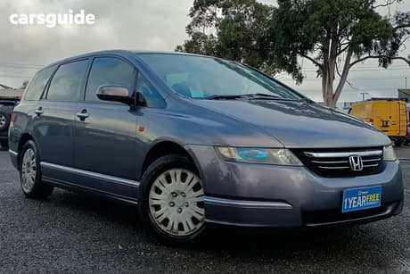 Grey 2005 Honda Odyssey Wagon