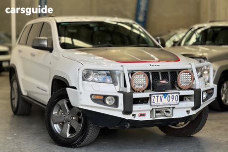 White 2013 Jeep Grand Cherokee Wagon Trailhawk