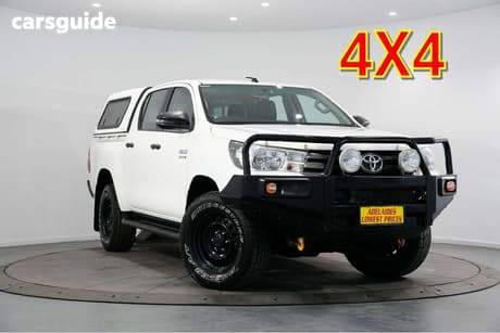 White 2017 Toyota Hilux Dual Cab Utility Sr (4X4)