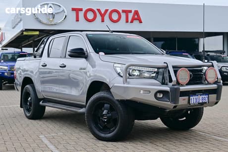 Silver 2019 Toyota Hilux Double Cab Pick Up Rogue (4X4)