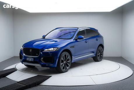 Blue 2017 Jaguar F-Pace Wagon 35T S