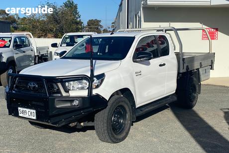 White 2021 Toyota Hilux X Cab Cab Chassis Sr (4X4)