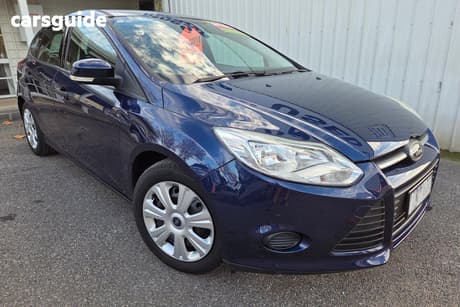 Blue 2012 Ford Focus Hatchback Ambiente