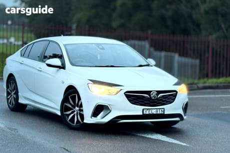 White 2019 Holden Commodore Liftback Rs (5Yr)