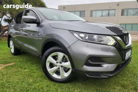 Grey 2019 Nissan Qashqai Wagon St