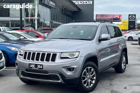 Silver 2013 Jeep Grand Cherokee Wagon Laredo (4X4)