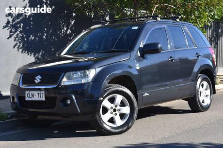 Black 2006 Suzuki Grand Vitara Wagon Trekker