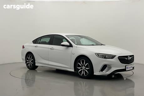 White 2018 Holden Commodore Liftback Rs