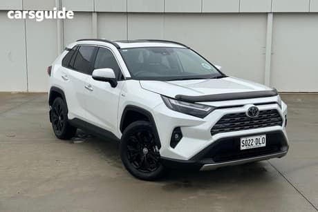 White 2025 Toyota RAV4 Wagon Cruiser (Awd) Hybrid