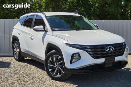 White 2023 Hyundai Tucson Wagon Elite (Awd)