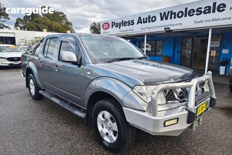 2011 Nissan Navara Dual Cab Pick-up St (4X4)