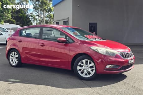 Red 2014 Kia Cerato Hatchback S