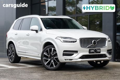 White 2022 Volvo XC90 Wagon B6 Inscription Mhev