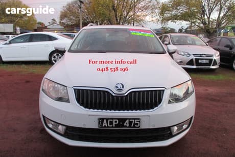 White 2014 Skoda Octavia Wagon 132 Tsi Elegance