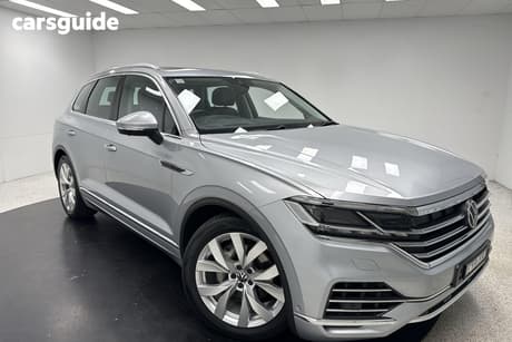 Silver 2022 Volkswagen Touareg Wagon 210Tdi Elegance