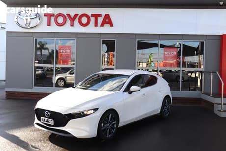 White 2020 Mazda 3 Hatchback G25 Gt