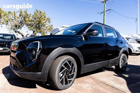 Black 2025 Mahindra Xuv 3Xo Wagon Ax7L