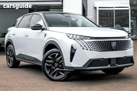 White 2025 Peugeot 3008 Wagon Gt Premium Hybrid