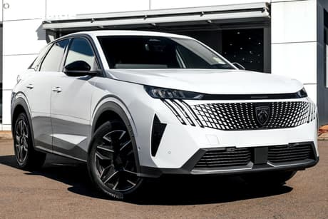 White 2025 Peugeot 3008 Wagon Allure Hybrid