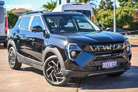 Black 2025 Mahindra Xuv 3Xo Wagon Ax7L