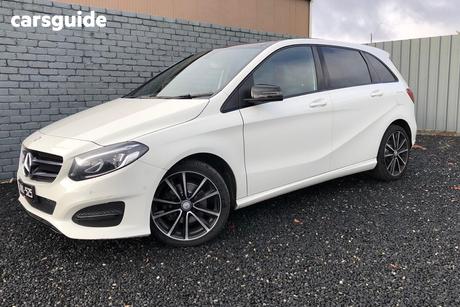 White 2017 Mercedes-Benz B180 Hatchback