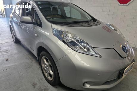 Silver 2012 Nissan Leaf Hatchback
