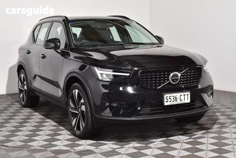 Black 2022 Volvo XC40 Wagon Ultimate B5 Dark Mhev