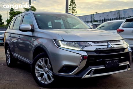Silver 2019 Mitsubishi Outlander Wagon Es 7 Seat (2Wd)