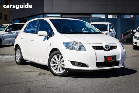 White 2009 Toyota Corolla Hatchback Conquest