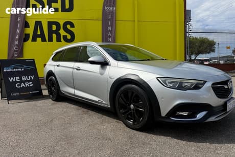 Silver 2018 Holden Calais Sportswagon Tourer