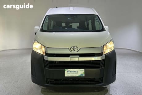 White 2023 Toyota HiAce Bus Slwb Commuter (12 Seats)