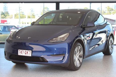 2022 Tesla Model Y Rear-Wheel Drive