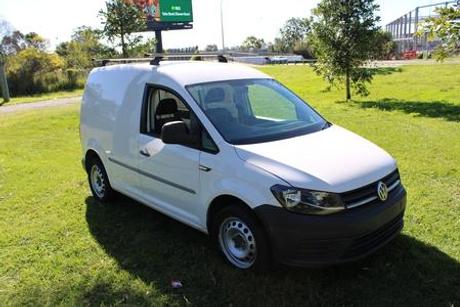 White 2018 Volkswagen Caddy Commercial TSI220 F