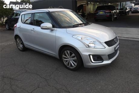 Silver 2015 Suzuki Swift Hatchback Glx Navigator