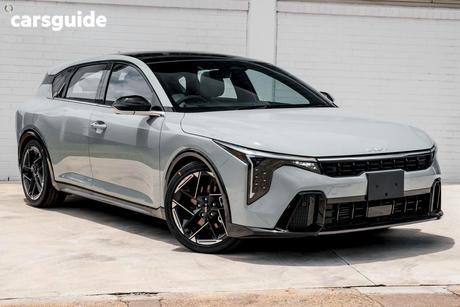 Green 2026 Kia K4 Hatchback Gt-Line