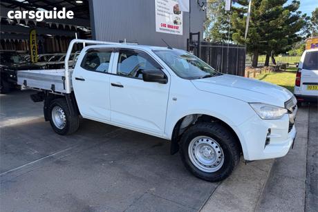 White 2020 Isuzu D-MAX Crew Cab Chassis Sx (4X4)