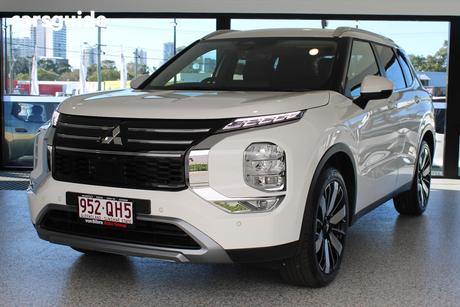 White 2025 Mitsubishi Outlander Wagon Aspire 7 Seat (2Wd)