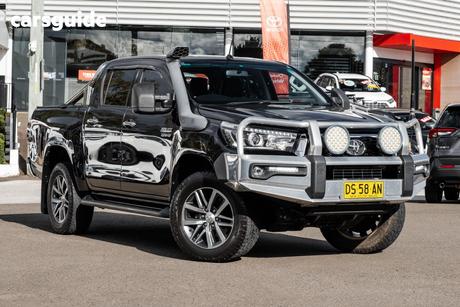 Black 2018 Toyota Hilux Dual Cab Utility Sr5 (4X4)