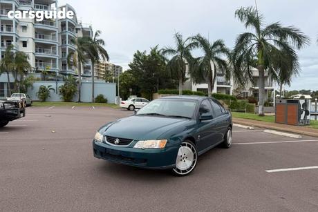 Blue 2004 Holden Commodore Sedan Equipe