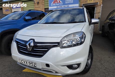 White 2014 Renault Koleos Wagon Bose Se (4X2)